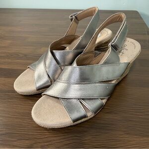 CLARKS‎ LAFLEY Krissy Wedge Sandal, PEWTER Leather, Women Size 10 M